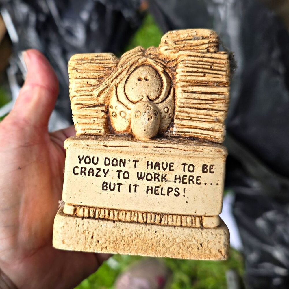 Tom Clark Cairn Studio Gnome Resin Figurine "You Don't Have to Be Crazy" 1987